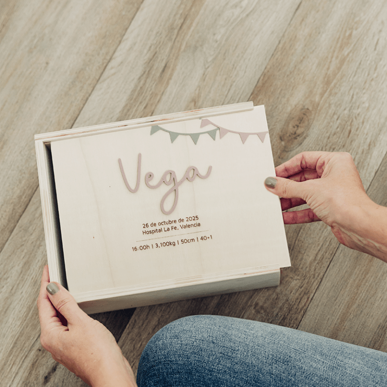 Caja de nacimiento Rosa Empolvado